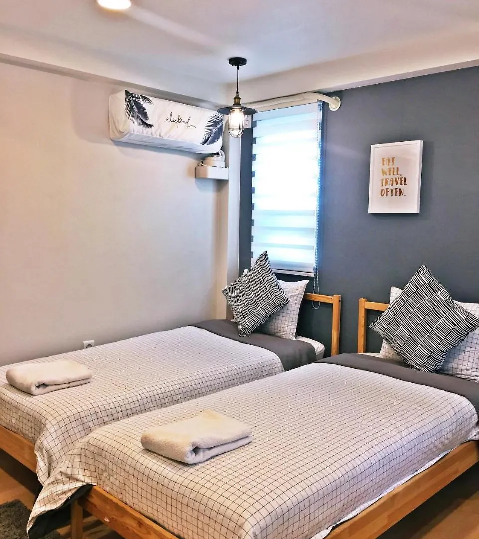 Konukevi Whitetail Guesthouse Seul Güney Kore