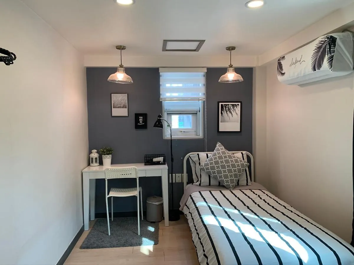 Whitetail Guesthouse Szöul